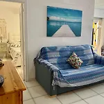 On The With Parking And Pool * Calpe