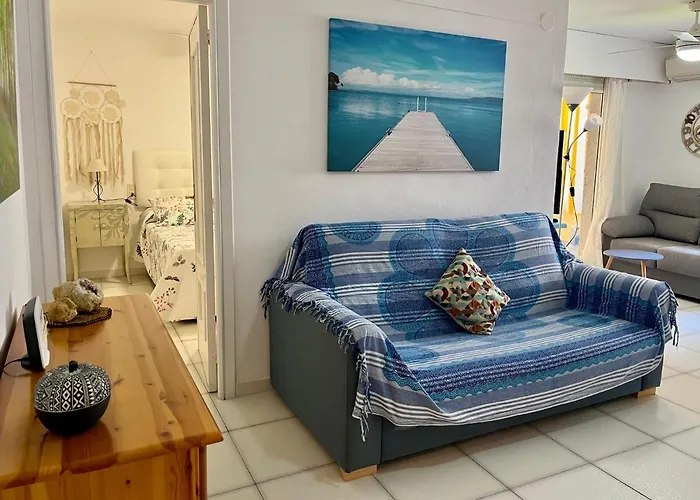 On The With Parking And Pool * Calpe