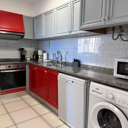 On The With Parking And Pool Apartamento *